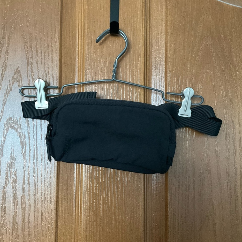 lululemon athletica Black Belt Bag